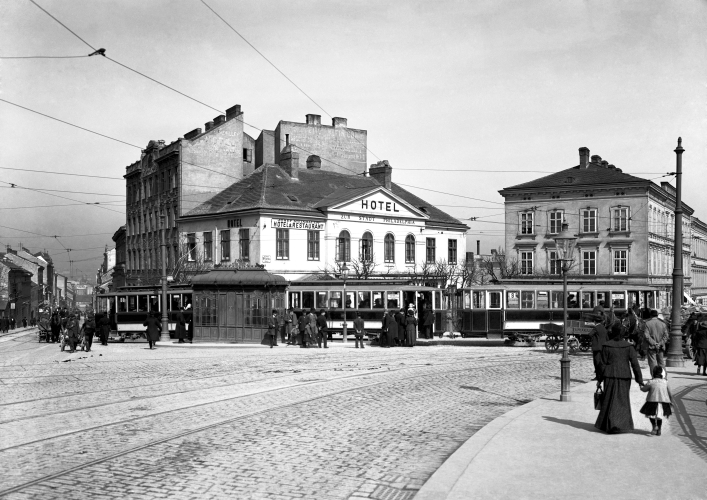 Linie 8 auf der Philadelphia-Brücke mit Blick in die Meidlinger Hauptstraße um 1912