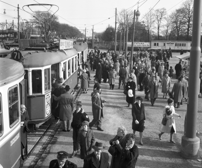 Linie 71 Zentralfriedhofsverkehr 1959, 2. Tor Simmering