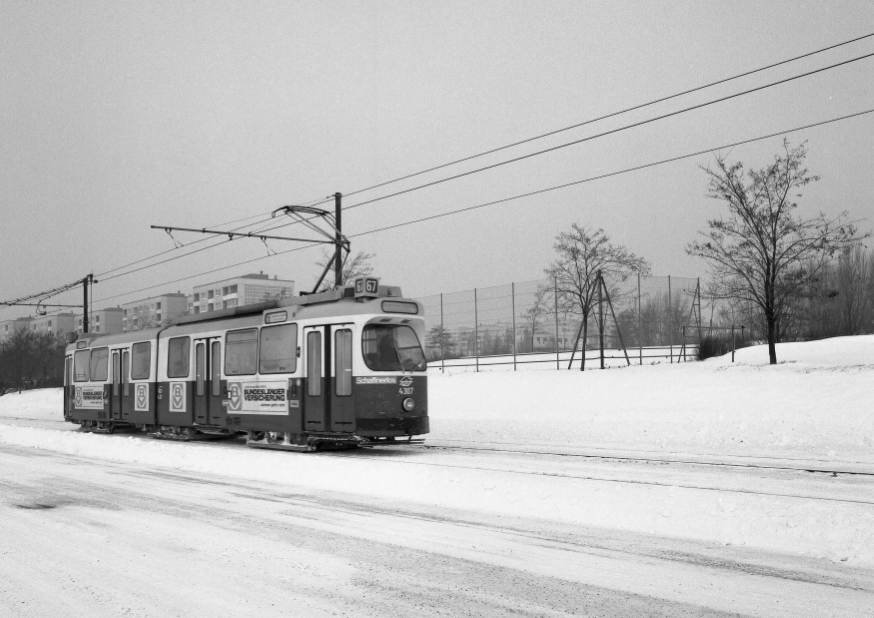 Line 67 auf der Fahrt nach Oberlaa, Winter 1987