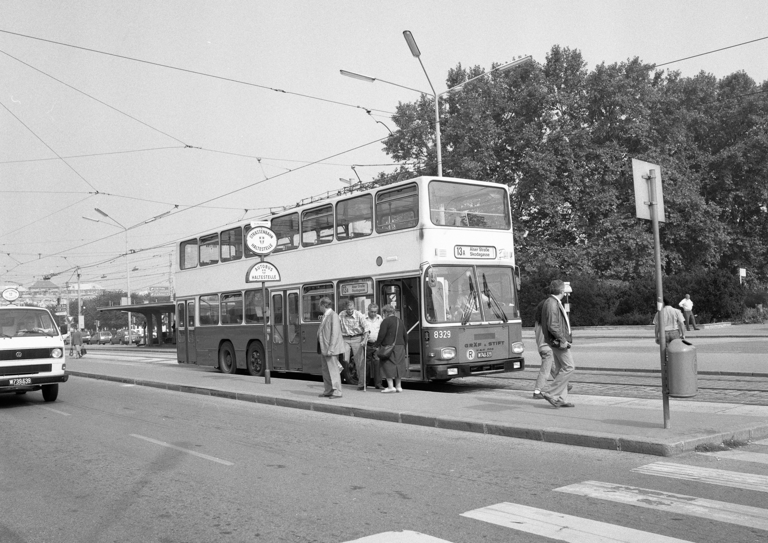 Doppeldeckerautobus DDH 200/43/16 im Oktober 1989