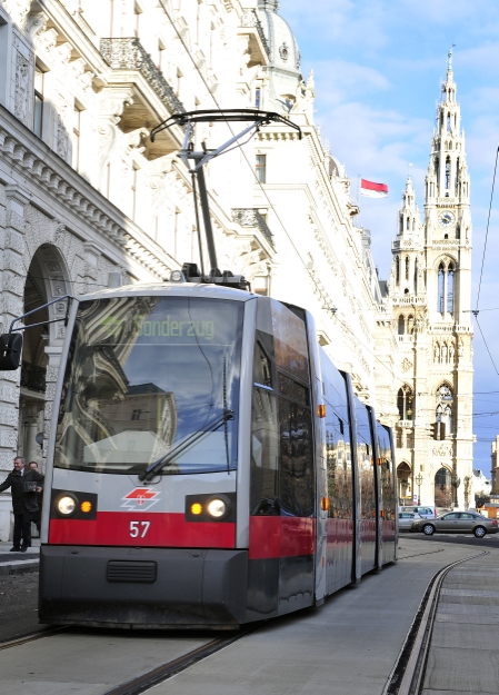 Freigabe der neuen Strecke fuer Strassenbahnen als Ausweichroute der Ringlinien bei Veranstaltungen auf der Wiener Ringstrasse