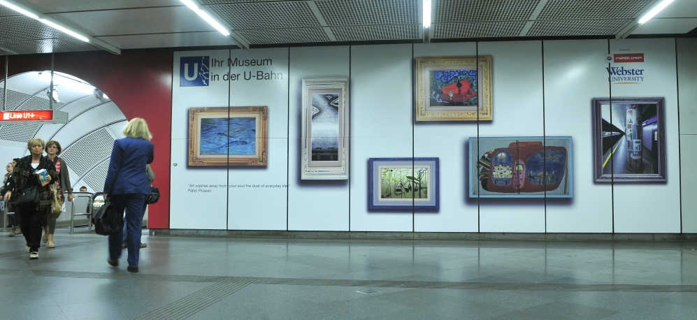 Eröffnung der Ausstellung über die Kunstwerke im Wiener U-Bahnnetz entstanden in Zusammenarbeit mit der Webster University.