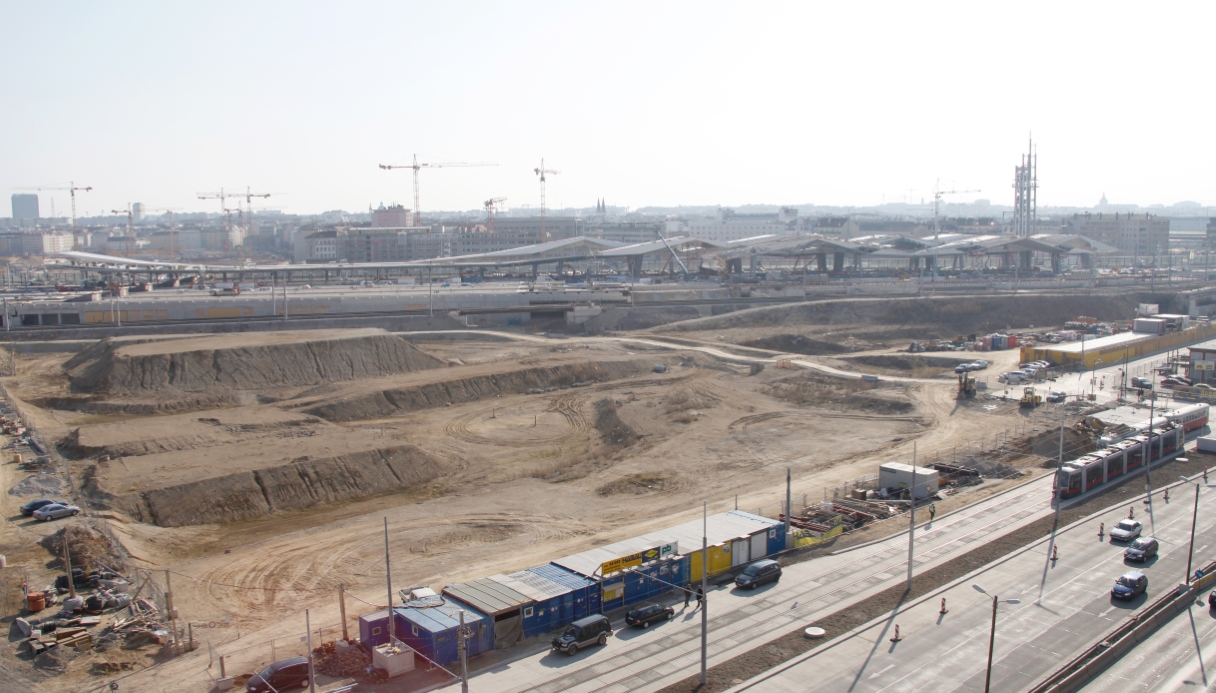 Situation Bereich Südbahnhof von oben mit   ua.Linie 18,  März2012