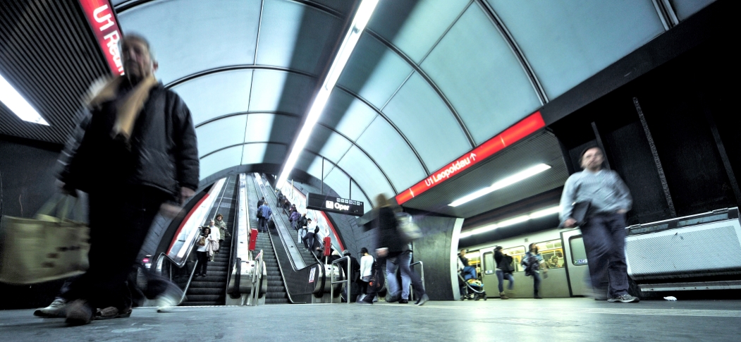 Station Karlsplatz der Linie U1, Rolltreppen