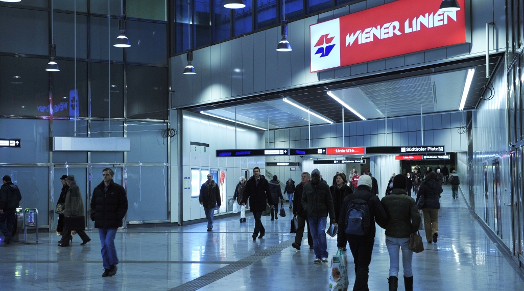 Verbindungsgang von der U1-Station Hauptbahnhof zum neuen Wiener Hauptbahnhof.