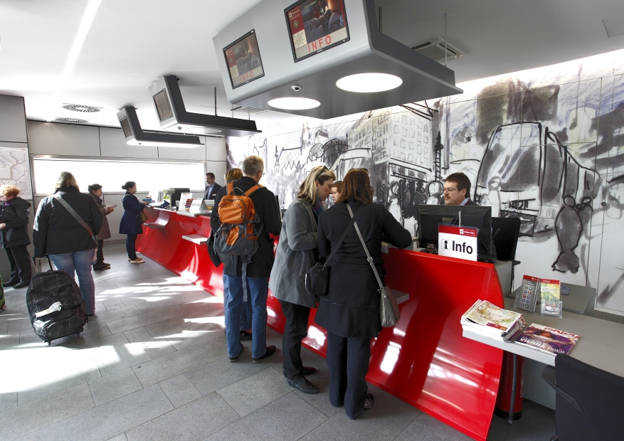 Neu gestaltete Infostelle in der Station Praterstern