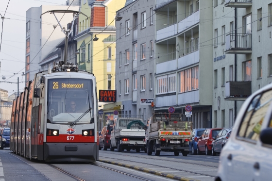 Straßenbahn, Linie 26 Richtung Strebersdorf