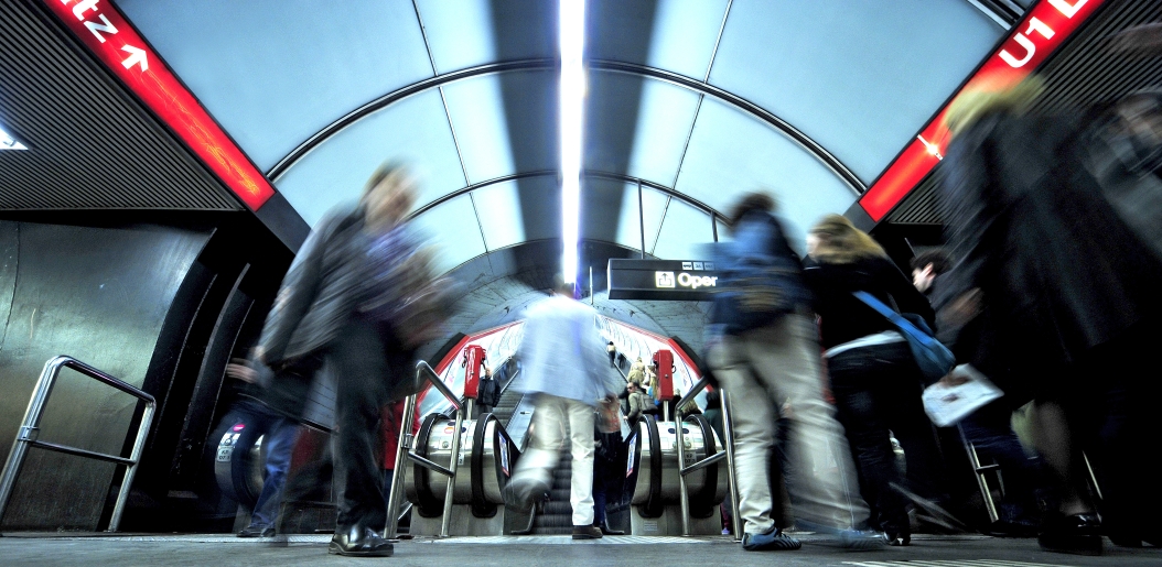 Station Karlsplatz der Linie U1, Rolltreppen