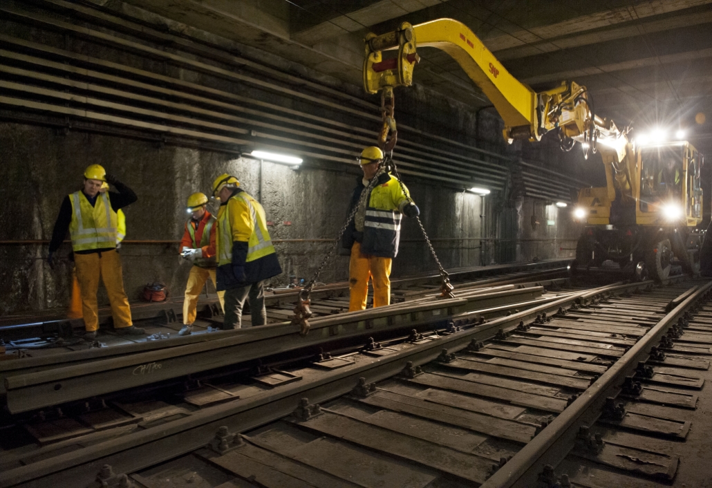 Gleisbauarbeiten an der Linie U6 im Bereich Station Westbahnhof.