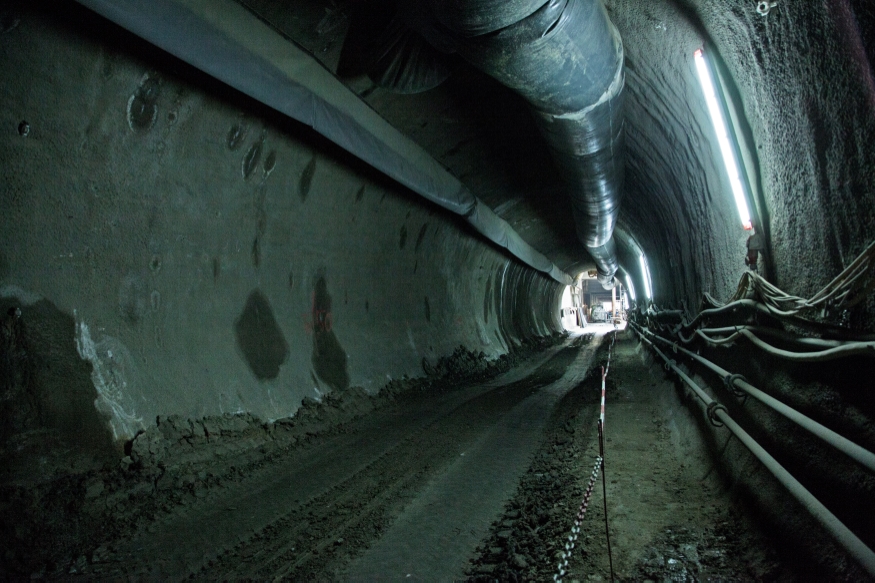 U-Bahn Bauabschnitt U1 Alaudagasse, arbeiten im Tunnel,Dez.2013