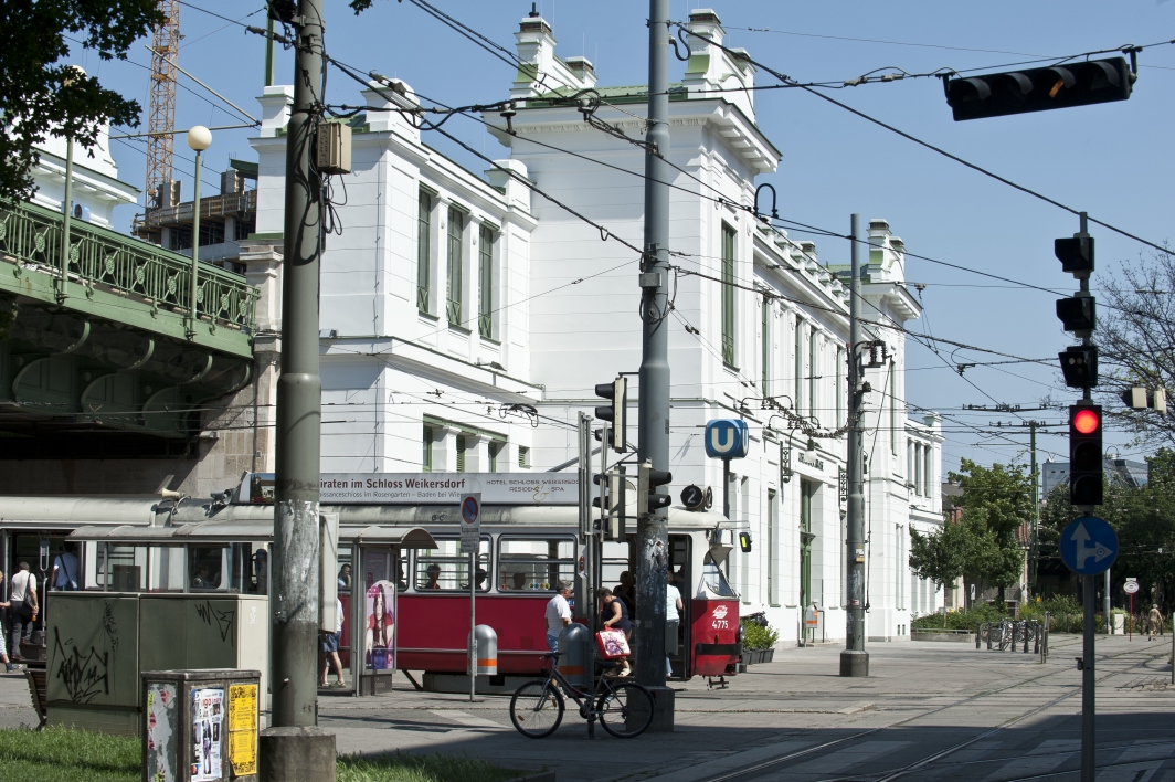 Station der Linie U6  Josefstädterstraße nach Abschluß der umfangreichen Renovierungsarbeiten.