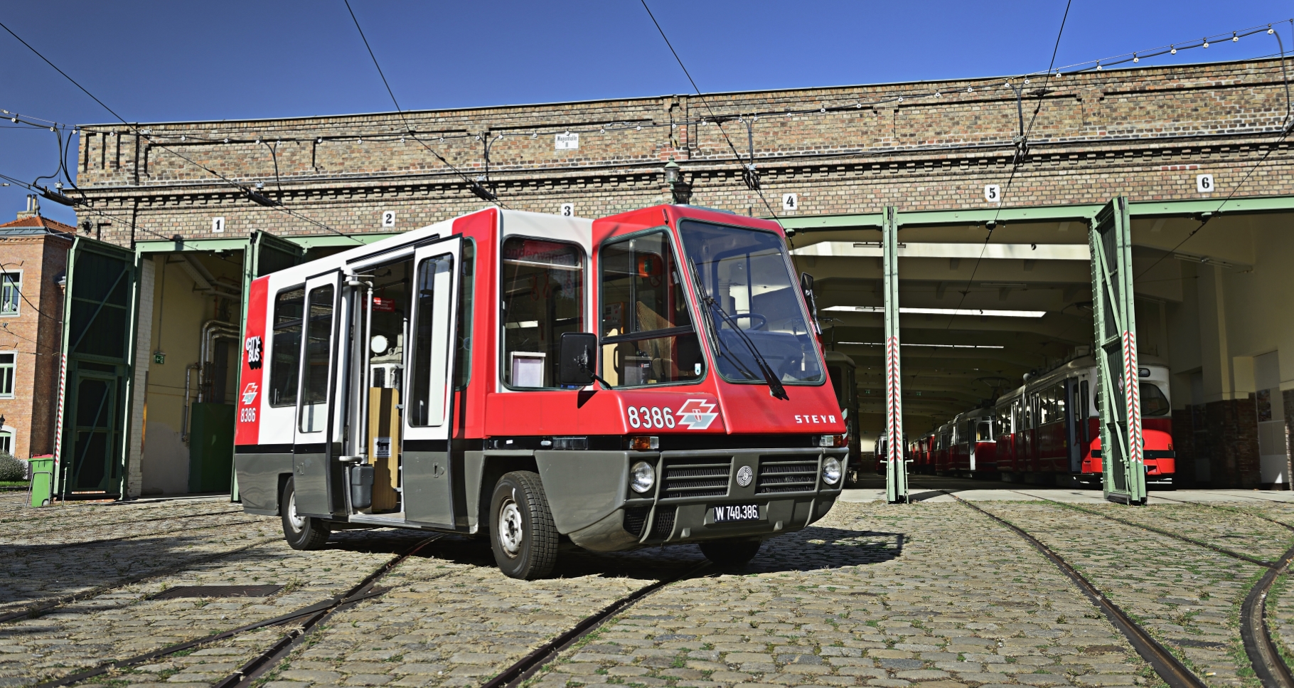 Im Museum der Wiener Linien in Erdberg befinden sich viele historische Fahrzeuge, Straßenbahnen wie Busse, aber auch etliche Sonderfahrzeuge.