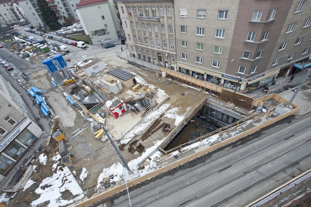 Baustelle beim U1 Ausbau der Wiener Linien in Wien Favoriten. Wien, 18.02.2013