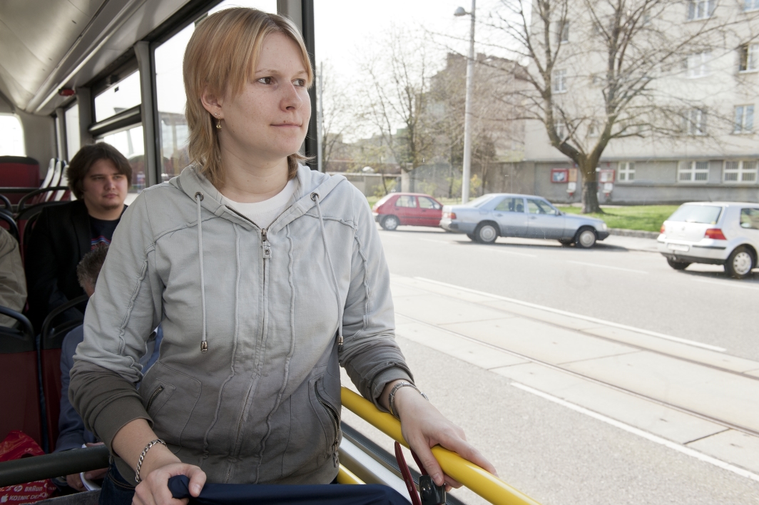 Fargaeste in einem Bus der Wiener Linien. Wien, 17.04.2013