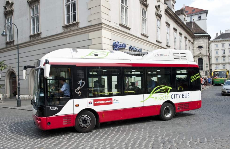 Autobus der Linie 2A in der Inneren Stadt