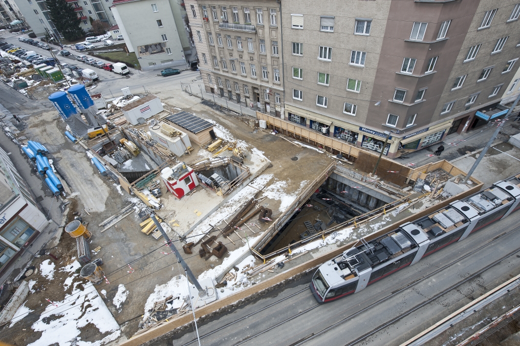 Baustelle beim U1 Ausbau der Wiener Linien in Wien Favoriten. Wien, 18.02.2013