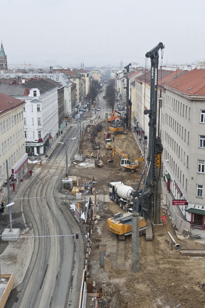 Baustelle beim U1 Ausbau der Wiener Linien in Wien Favoriten. Wien, 18.02.2013