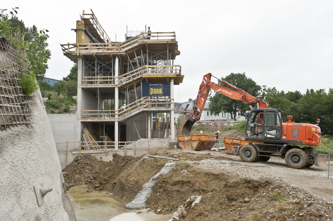 Überirdische Bauarbeiten an der U1-Verlängerung nach Oberlaa.