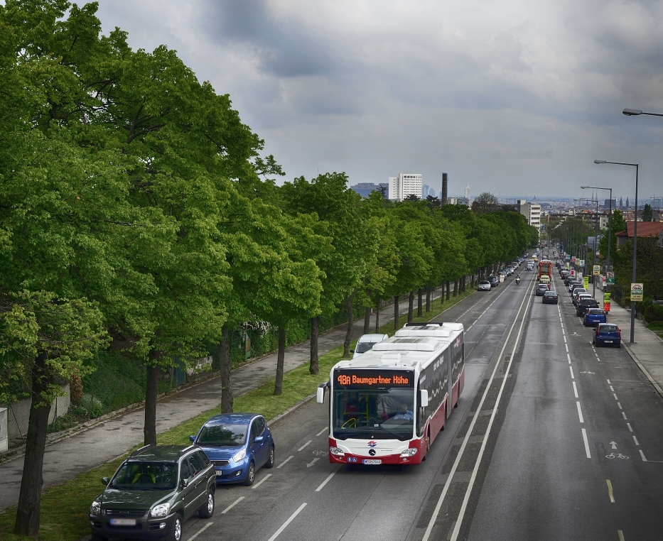 Ab sofort sind die neuen umweltfreundlichen CITARO Gelenksbusse des Herstellers Mercedes-Benz auch auf der Linie 48A im Einsatz.