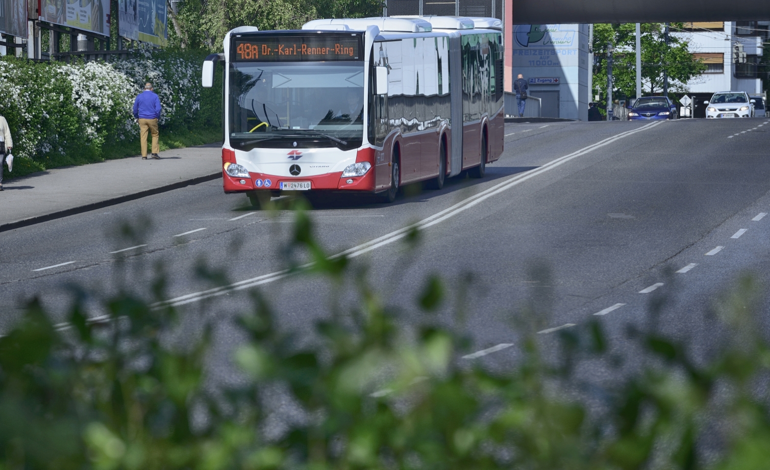 Ab sofort sind die neuen umweltfreundlichen CITARO Gelenksbusse des Herstellers Mercedes-Benz auch auf der Linie 48A im Einsatz.