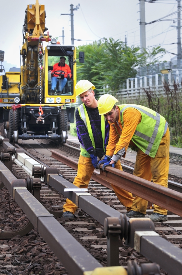 Arbeiten an den Gleisen der Strecke U4 zwischen Heiligenstadt und Schottenring.
