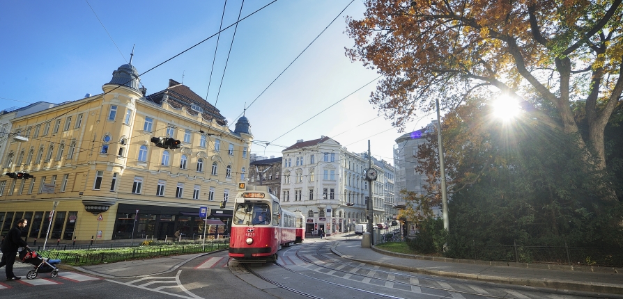 Straßenbahn der Linie 40.