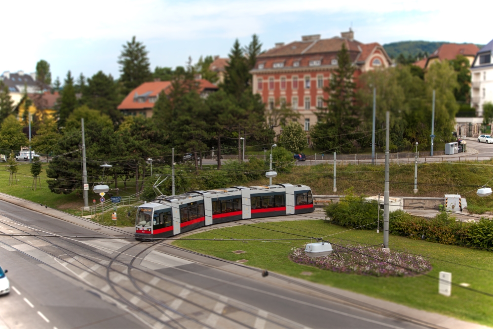 Linie 52 End und Anfangsstelle Baumgarten mit Zug der Type A1, Juli 14