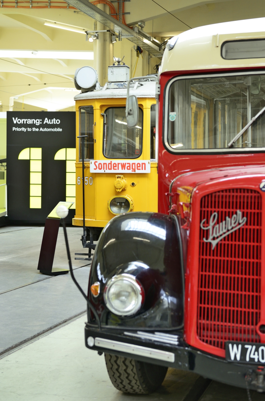 Die neue, interaktive Ausstellung in der Remise in Wien Erdberg ermöglicht den BesucherInnen einen Einblilck in 140 Jahre Verkehrsgeschichte der Stadt Wien.