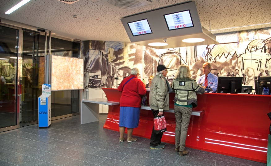 Die neu gestaltete Info- und Ticketstelle in der U-Bahn-Station Stephansplatz.