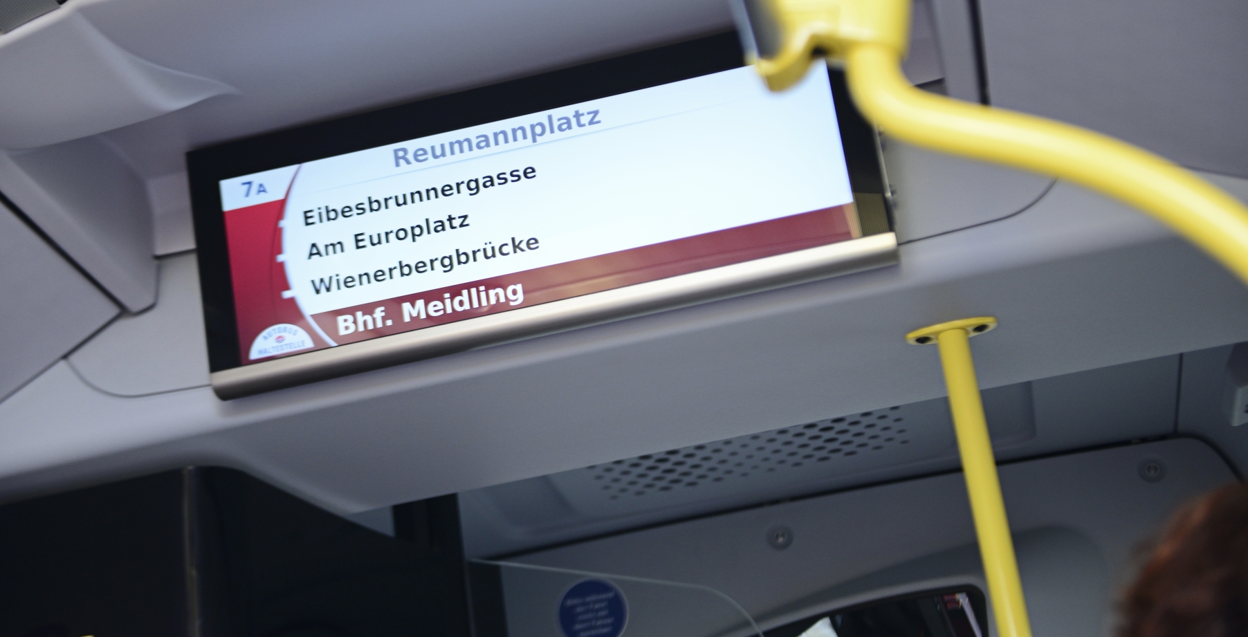 Ab 7. Jänner 2014 sind die neuen umweltfreundlichen CITARO Gelenksbusse des Herstellers Mercedes-Benz im Einsatz, im Bild auf der Linie 7A.