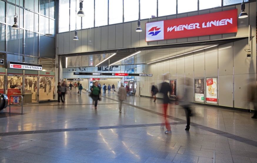 Passage  Hauptbahnhof-Südtirolerplatz, Oktober 14