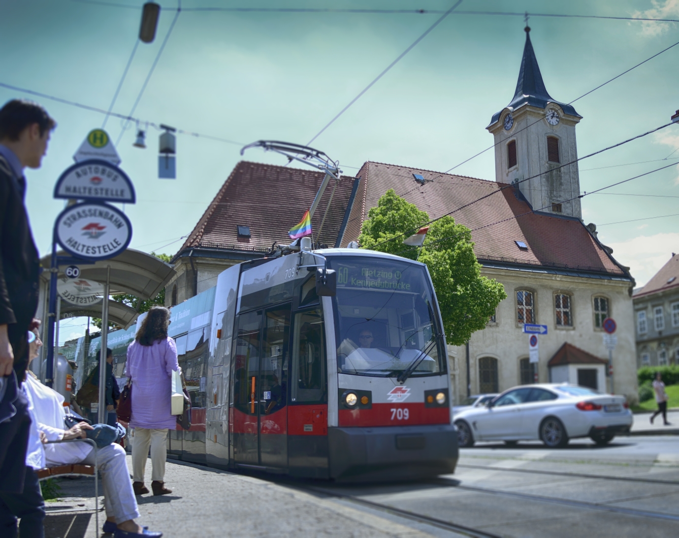 Straßenbahn der Linie 60.