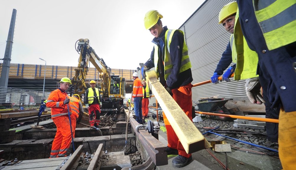 Arbeiten an den Gleisen der Strecke U4 zwischen Heiligenstadt und Schottenring.