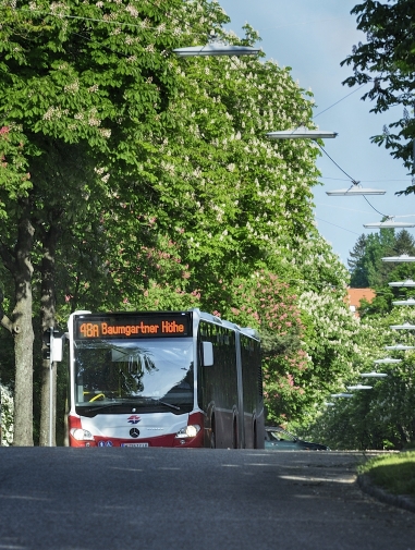 Ab sofort sind die neuen umweltfreundlichen CITARO Gelenksbusse des Herstellers Mercedes-Benz auch auf der Linie 48A im Einsatz.