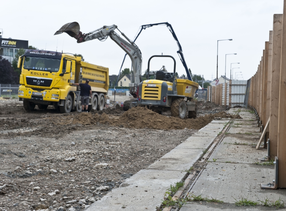 Überirdische Bauarbeiten an der U1-Verlängerung nach Oberlaa.