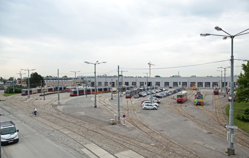 Hauptwerkstätte Simmering und Züge am Vorkopf, Mai 2014