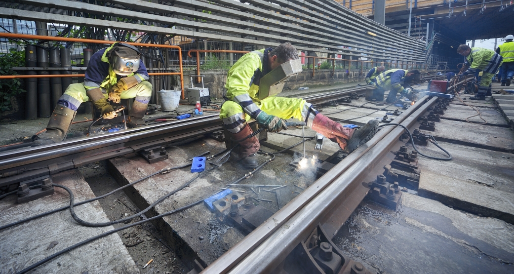 Arbeiten an den Gleisen der Strecke U4 zwischen Heiligenstadt und Schottenring.