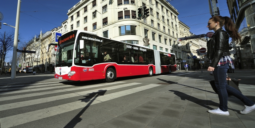 Auf der Linie 13A sind seit 11. April 2015 ausschließlich moderne Citaro Gelenkbussen im Einsatz.