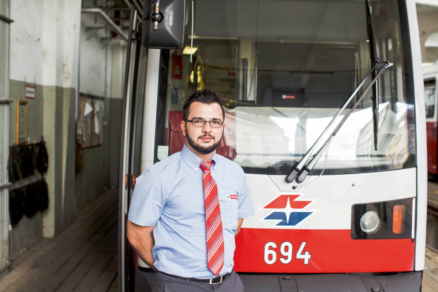 Ein Straßenbahnfahrer der Wiener Linien