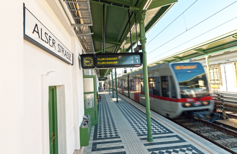 U6 Station Alserstraße nach Sanierung, August 2015