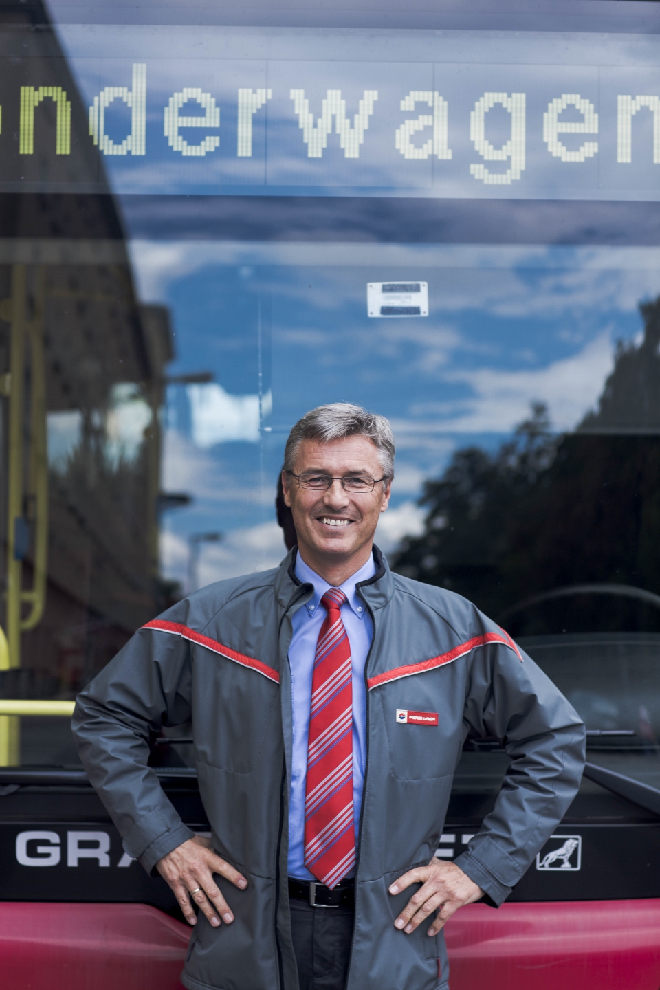 Ein Buslenker der Wiener Linien