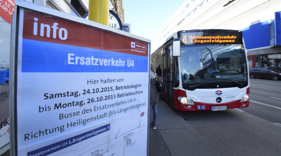 Arbeiten an den Gleisen der Strecke U4 zwischen Längenfeldgasse und Schönbrunn machen einen Schienenersatzverkehr notwendig.