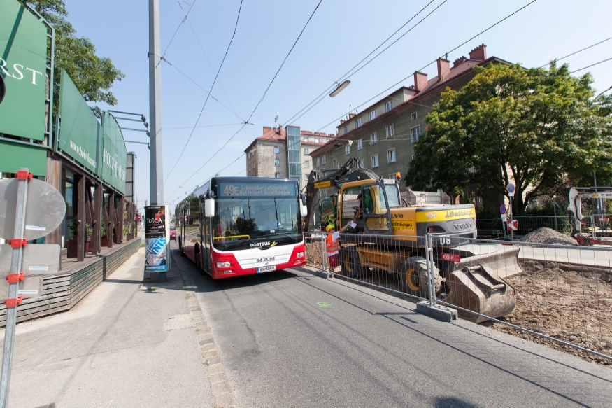 Linie 49 Sanierung Linzerstraße und Ersatzbus Linie 49E, Juli 2015