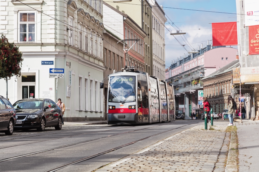 Linie 42 in der Kreuzgasse Fahrtrichtung Schottentor