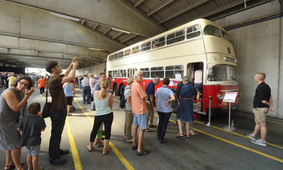 Eindrücke vom Tramwaytag 2016 in der Rax-Garage der Wiener Linien.