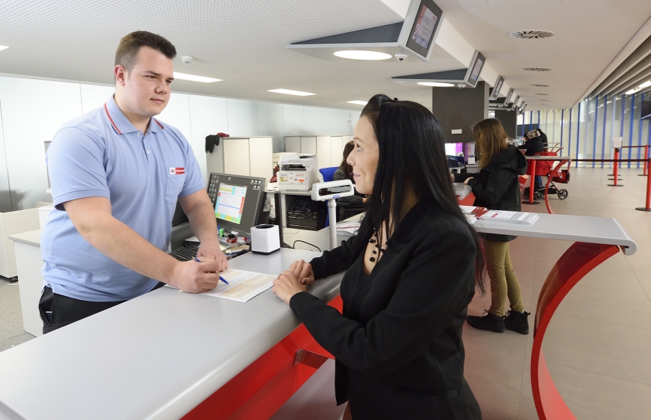 Im Kundencenter der Wiener Linien in Erdberg können Jahreskarten, Semester- und Jugendtickets gekauft werden.