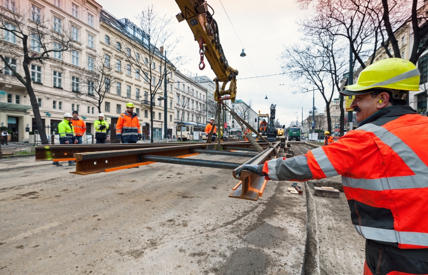 Gleisbauarbeiten Kreuzung Ring-Akademiestraße 26.März 2016