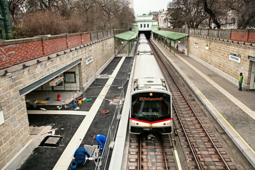 Sanierung U4 Station Stadtpark mit V-Zug