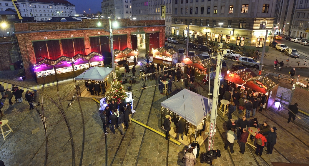 Adventmartkt 2016 im Verkehrsmuseum Remise.