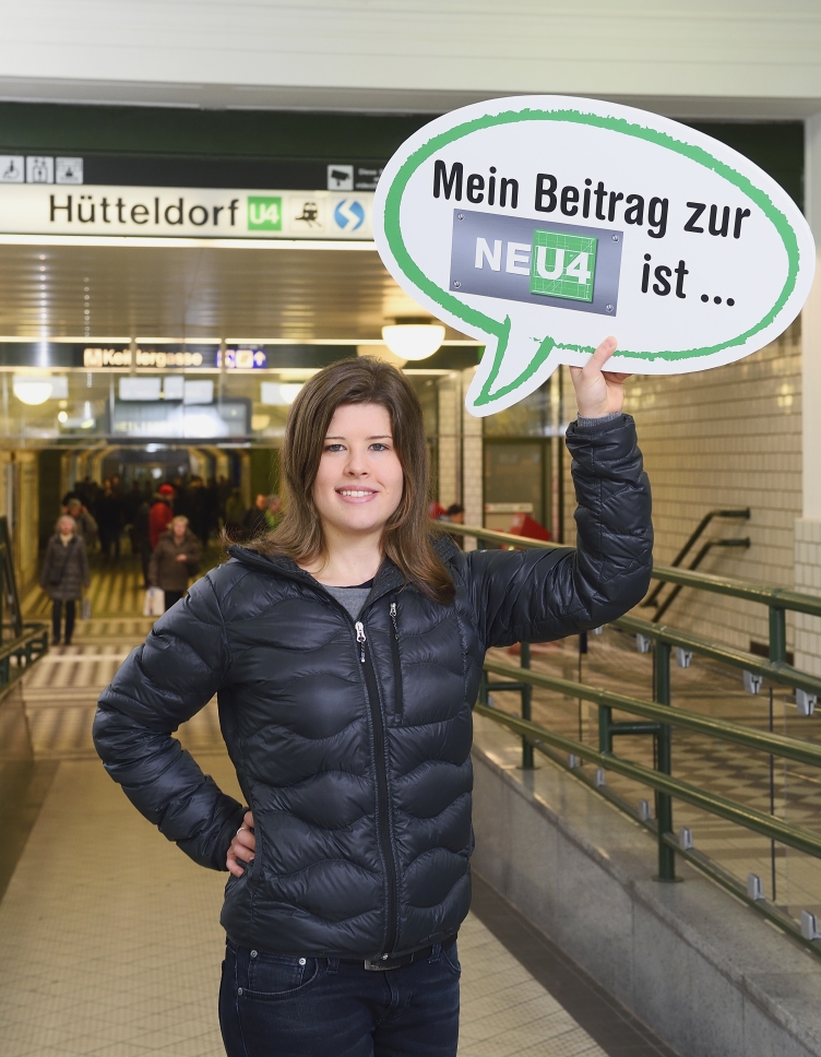 DI Ines König der Abteilung V42 ist bei den Wiener Linien für die Fahrgastinformation verantwortlich.